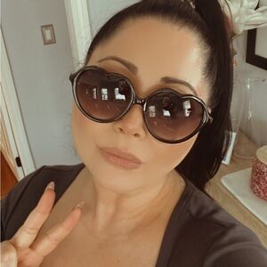 Juicy Couture Heart Sunnies 😍